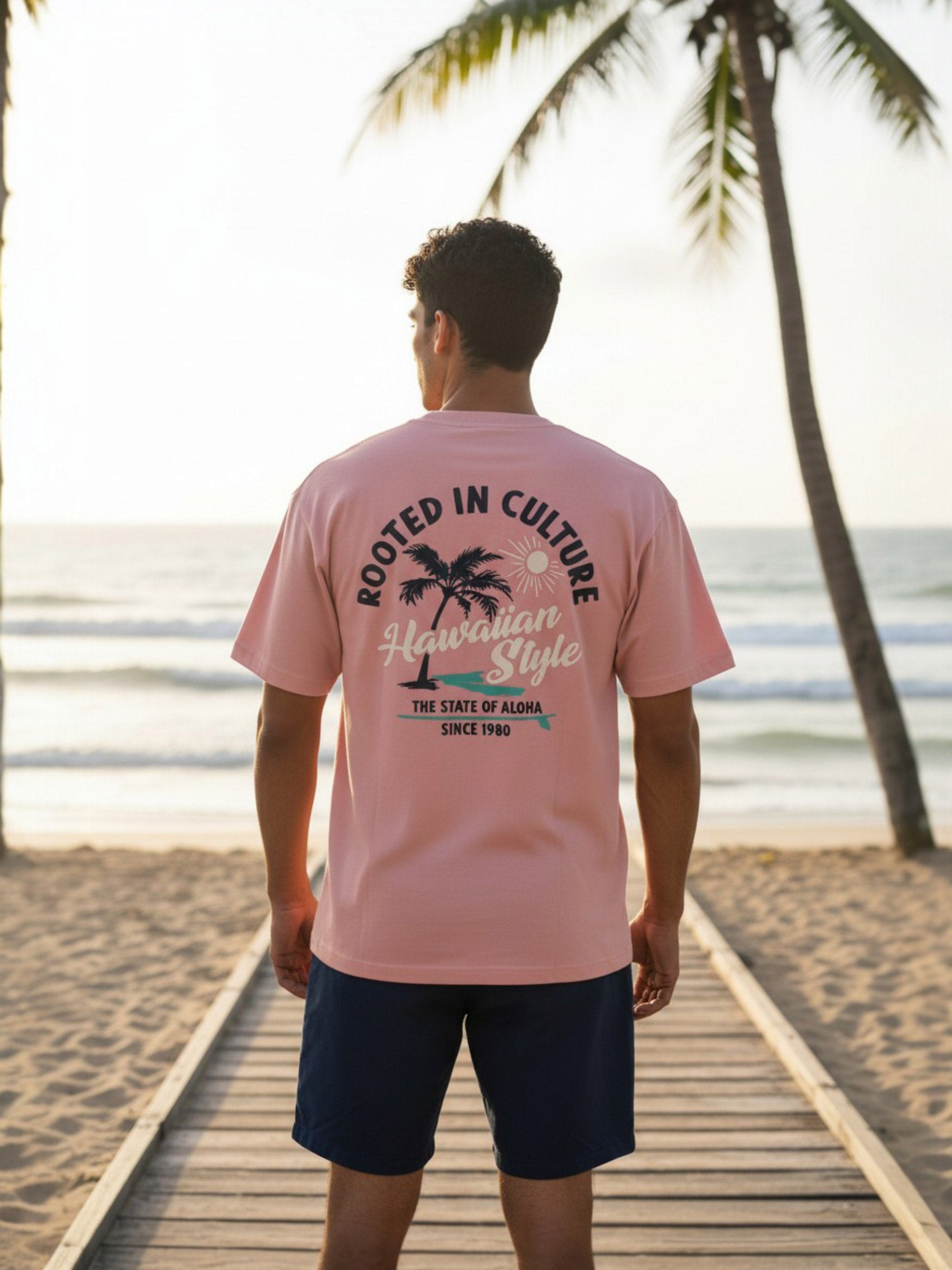 アーチロゴ刺繍Tシャツ – ローカルモーション公式オンラインストア