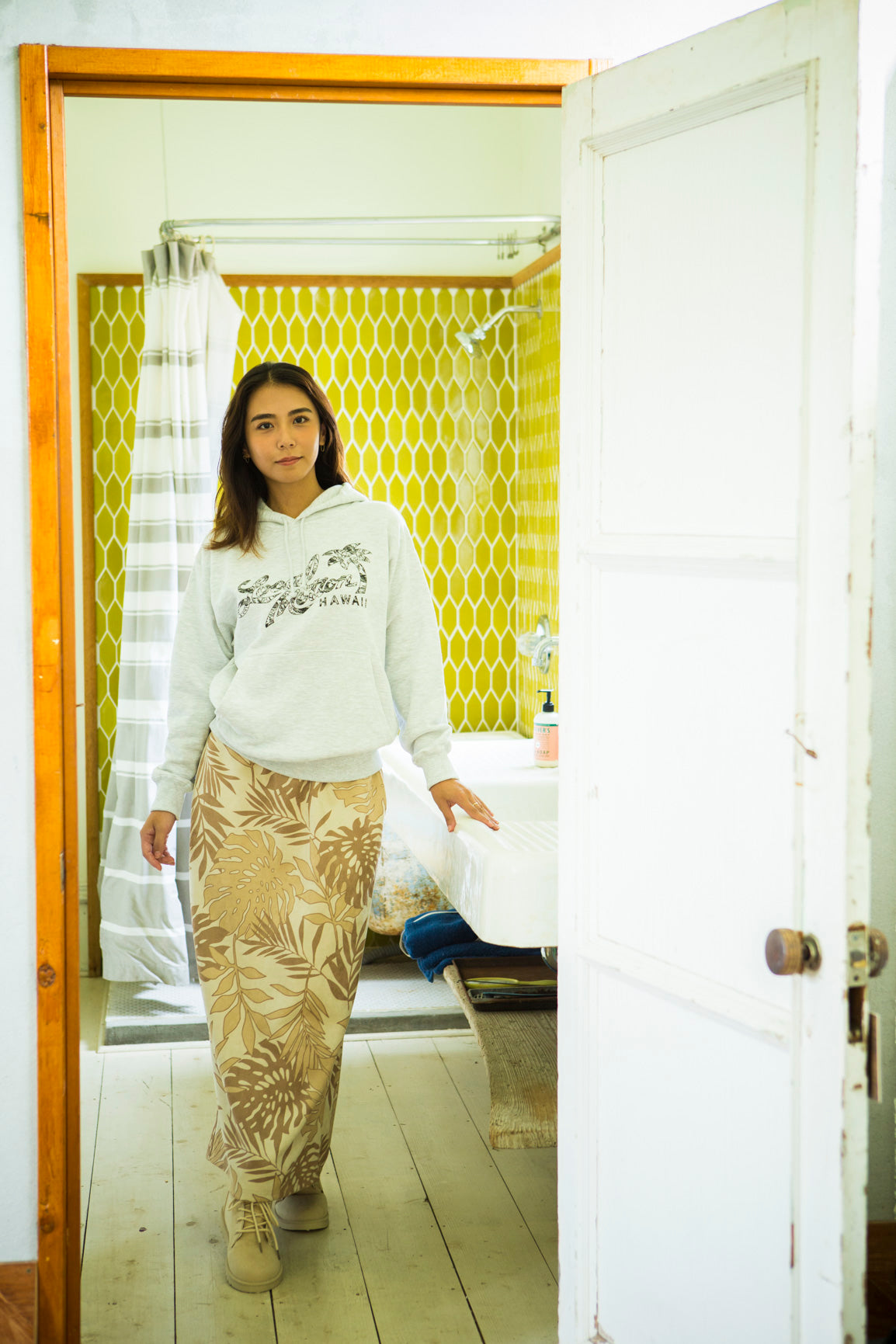 FAUX SUEDE ALL OVER SKIRT – ローカルモーション公式オンラインストア