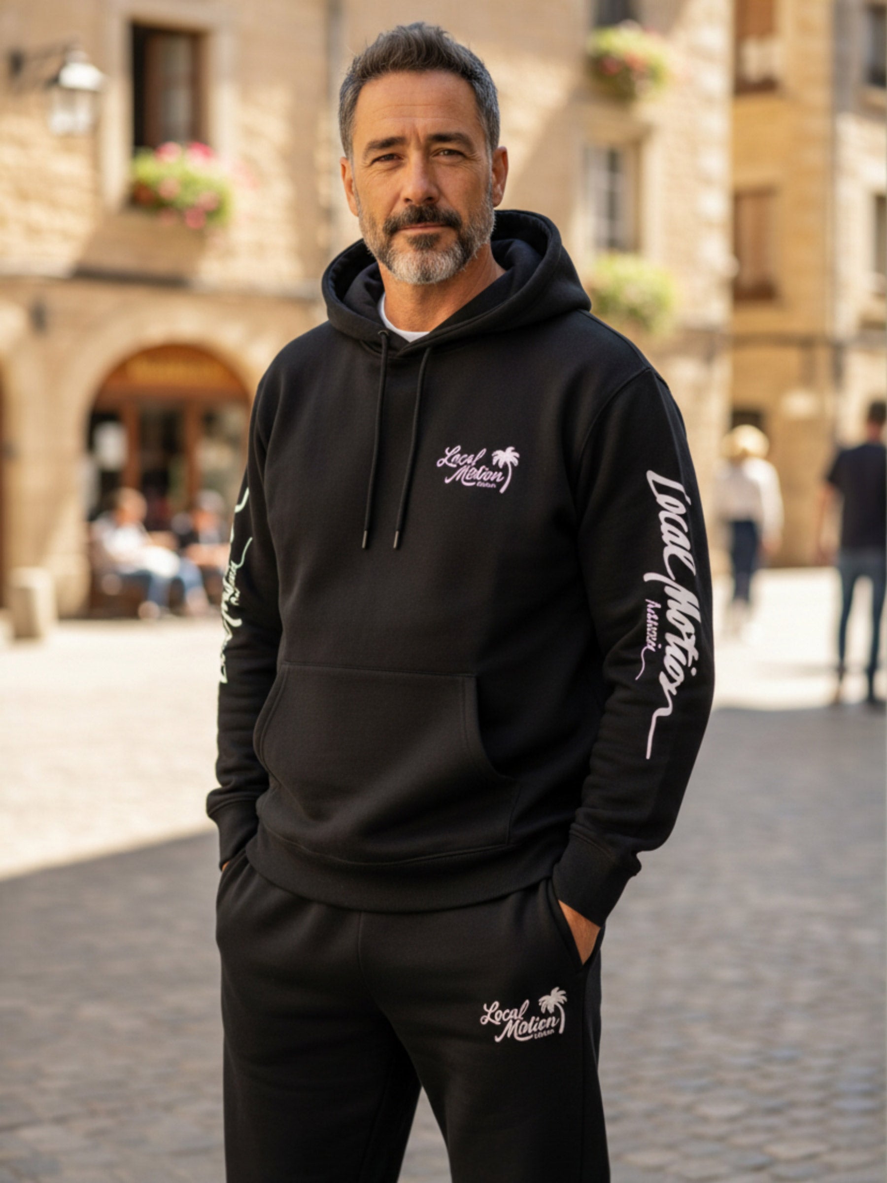 ON オン　スウェットパンツ＋フーディ　ランニング　ロゴ　プリント　ブラック　S オリジナルロゴ＆ハンドスクリプトスウェツトパンツ – ローカル