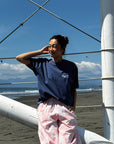 スティッチアーチプリントTシャツ - NVY