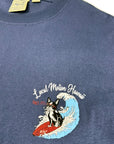 【BFセット割対象】SURF DOG ARCH PRINT TEE