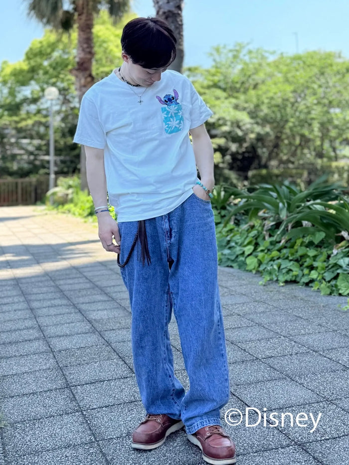色使いはシンプルに