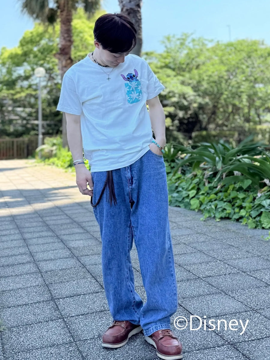 色使いはシンプルに