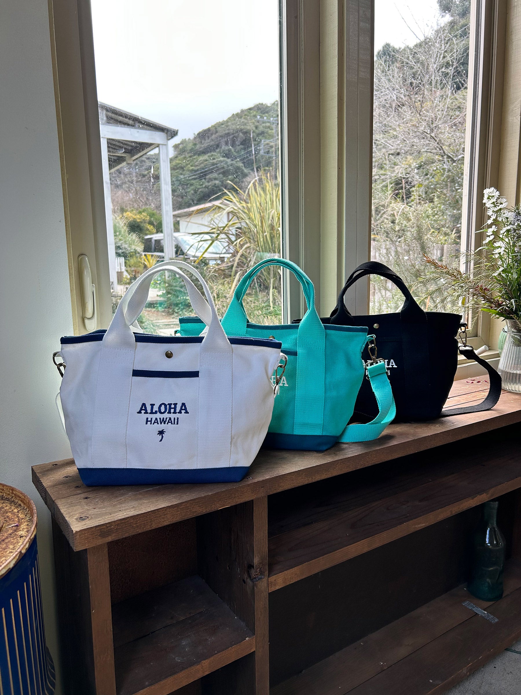 ショルダートート - WHT