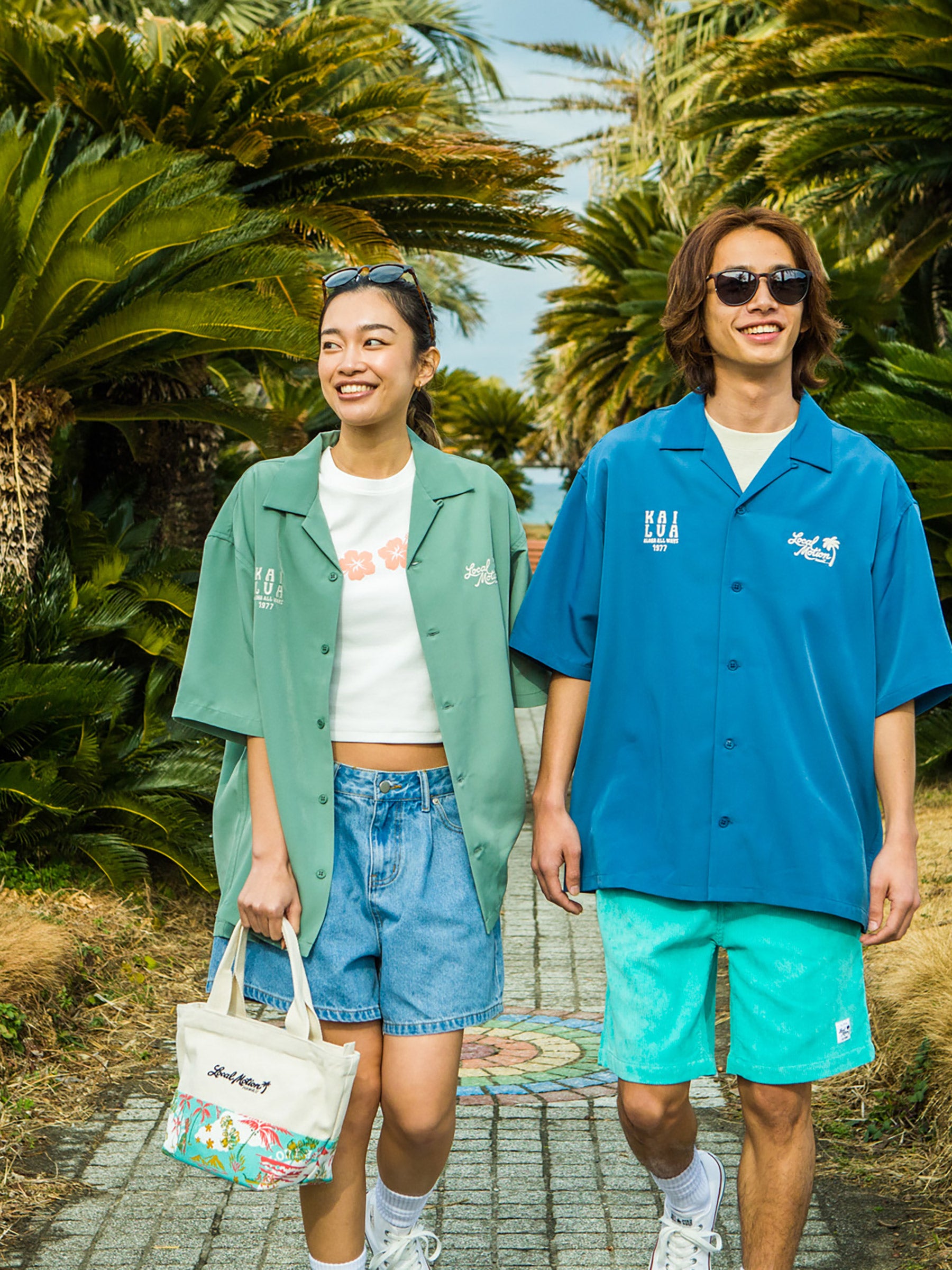 シルキータッチ刺繍シャツ - NVY