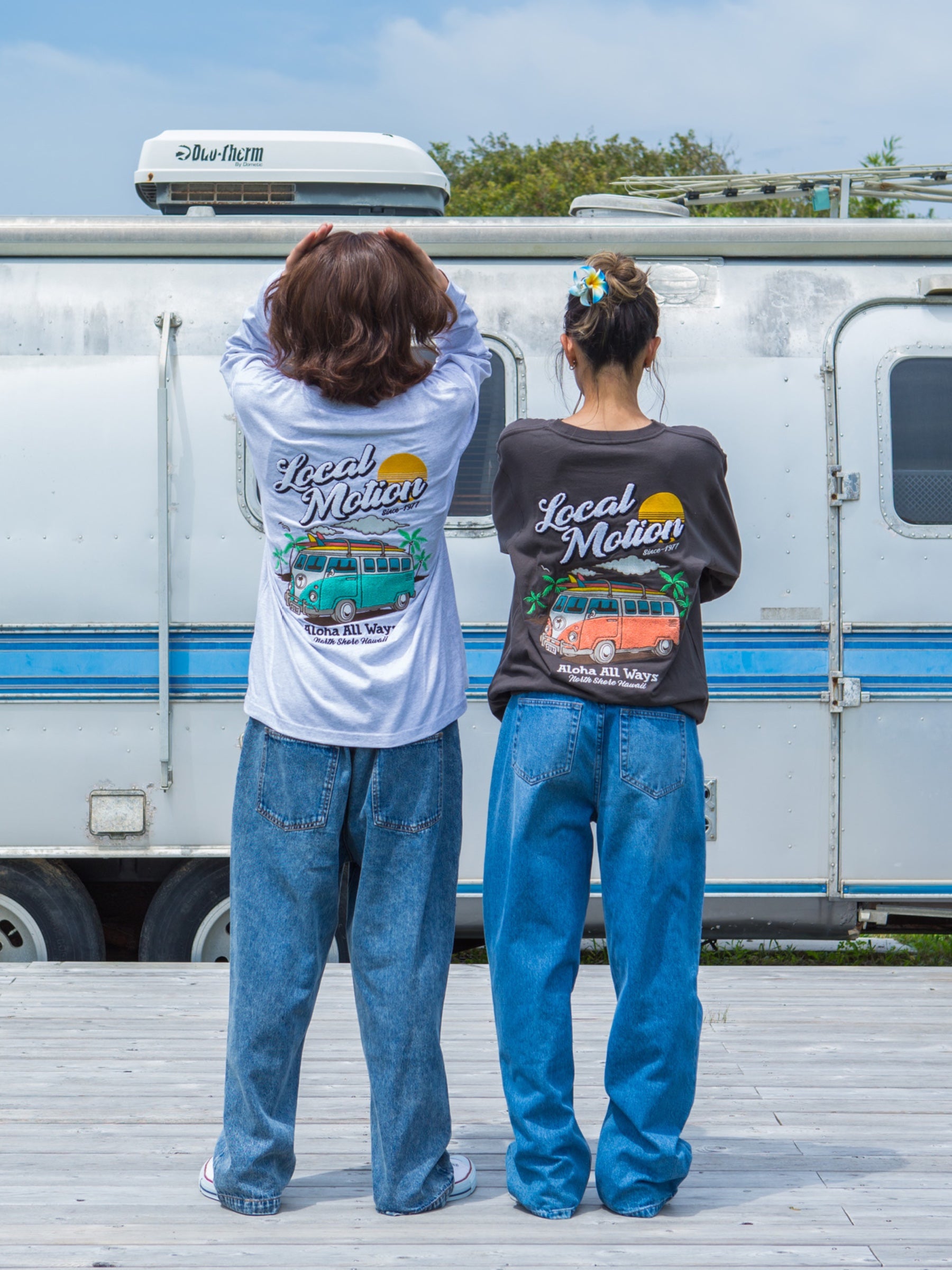 バスサガラ刺繍ロングTシャツ - SIL