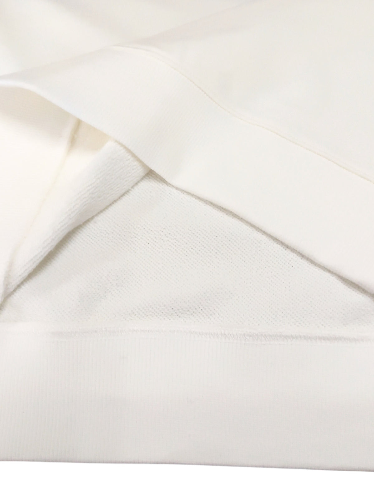 バスサークルサガラ刺繍スウェット - WHT