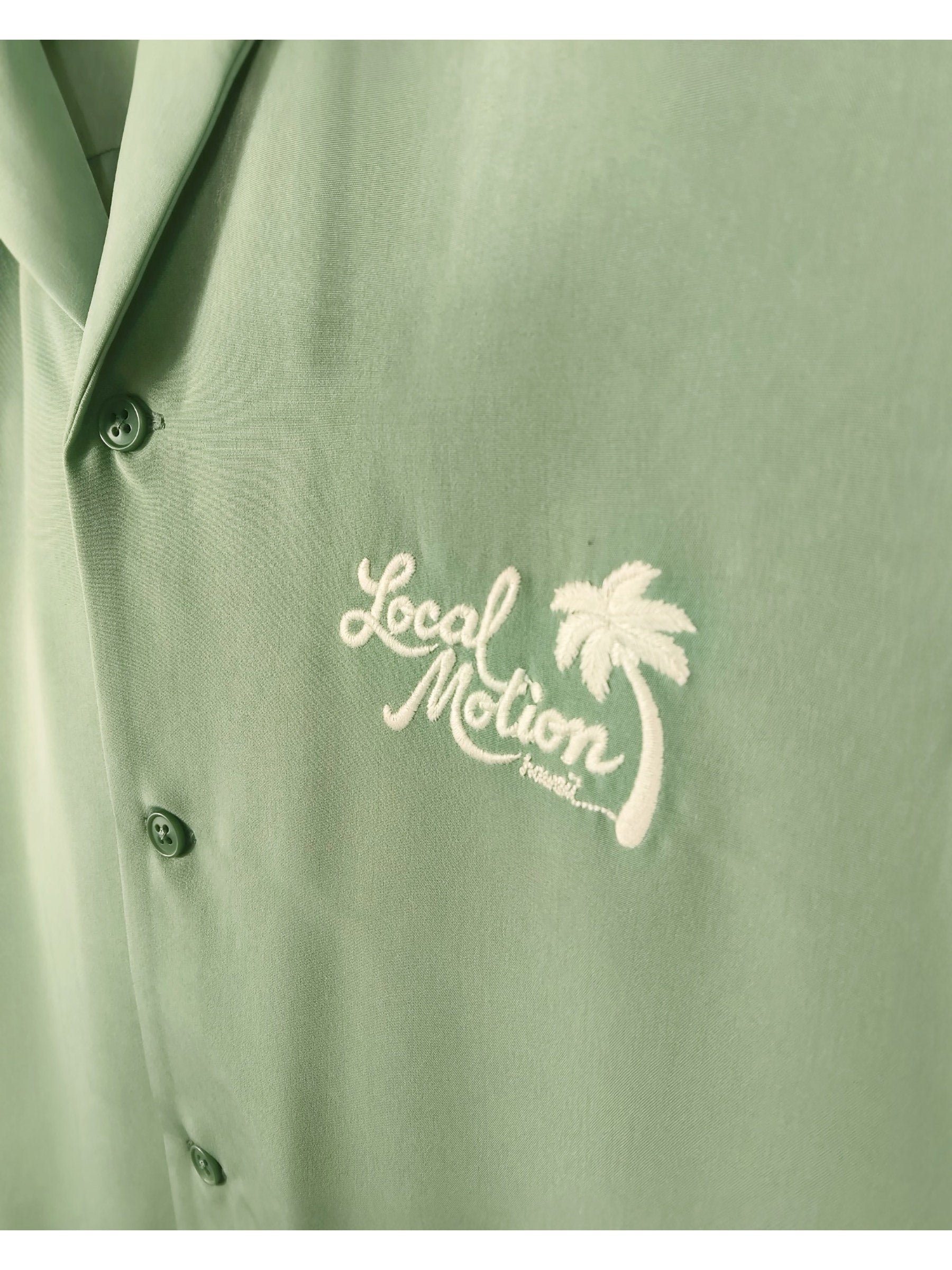 シルキータッチ刺繍シャツ - KHA