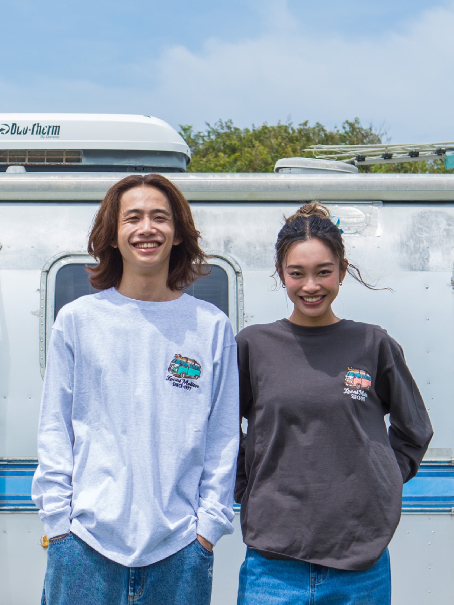 バスサガラ刺繍ロングTシャツ - SIL