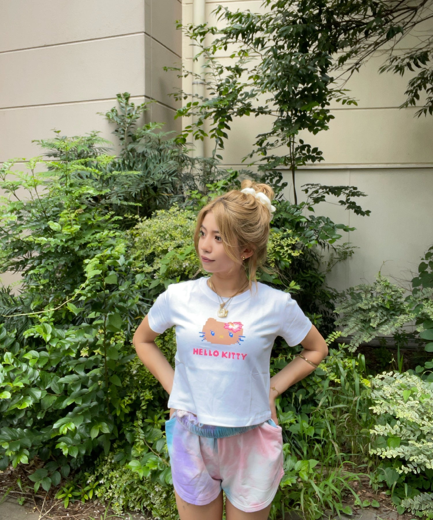 KITTY クロップドTシャツ 日焼けドット-フェイス - WH – ローカル