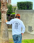 サーフドッグアーチ長袖Tシャツ -  WHT