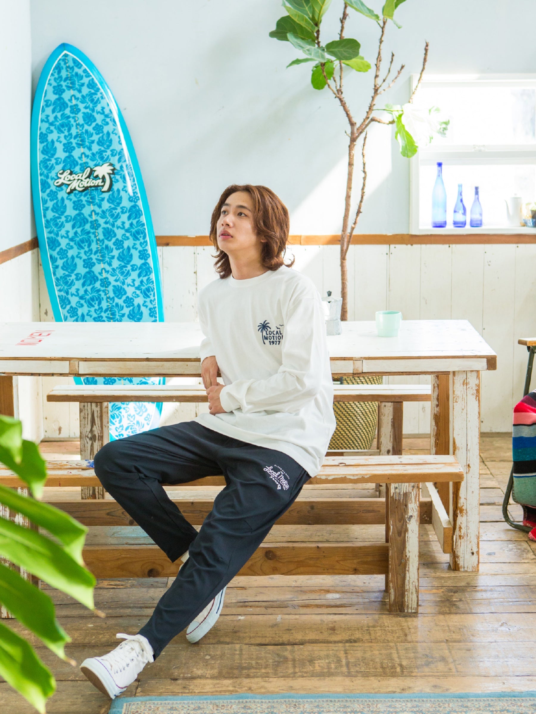 チェーン刺繍ロングTシャツ - VWHT
