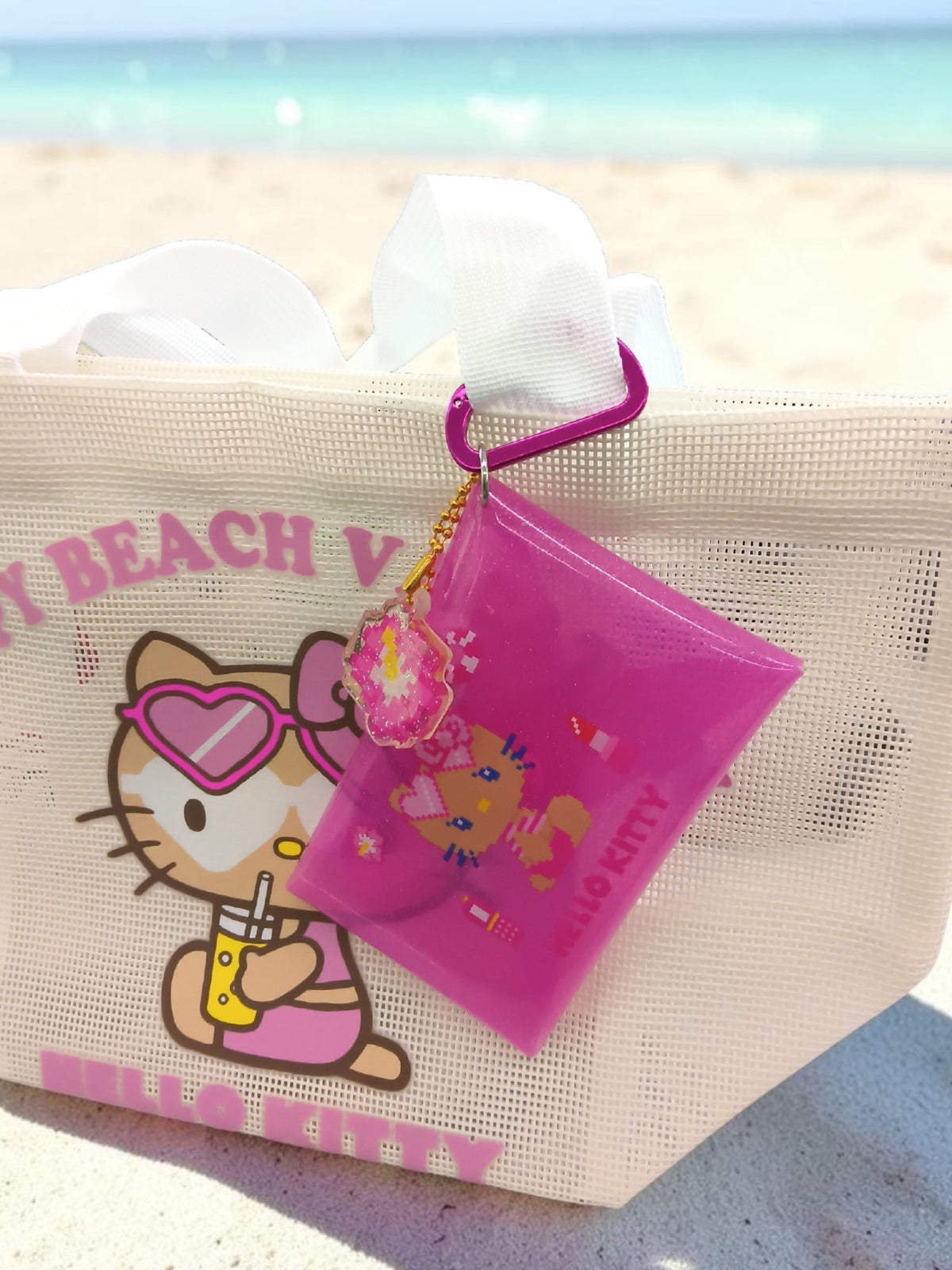 KITTY カラビナ付クリアポーチ DOTビキニ