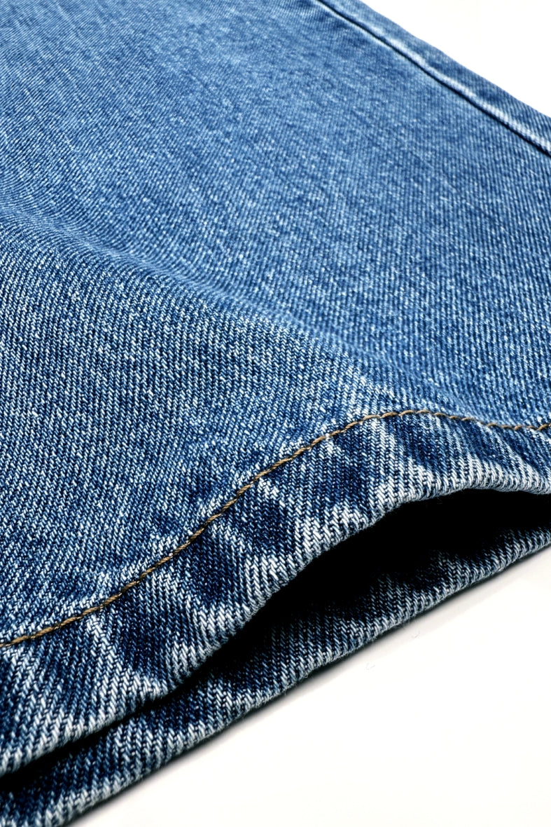 LOOSE STRAIGHT DENIM