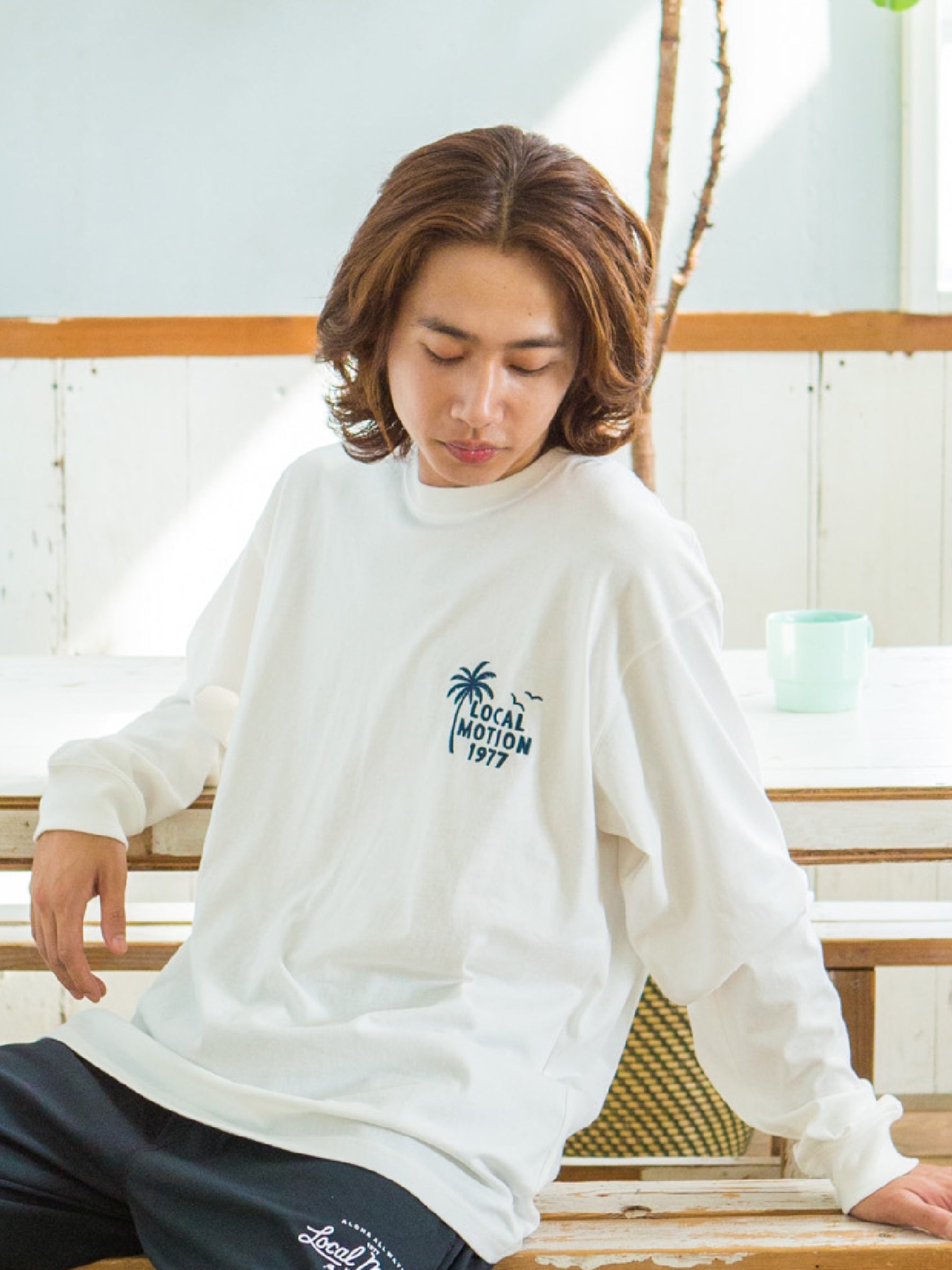 チェーン刺繍ロングTシャツ - VWHT