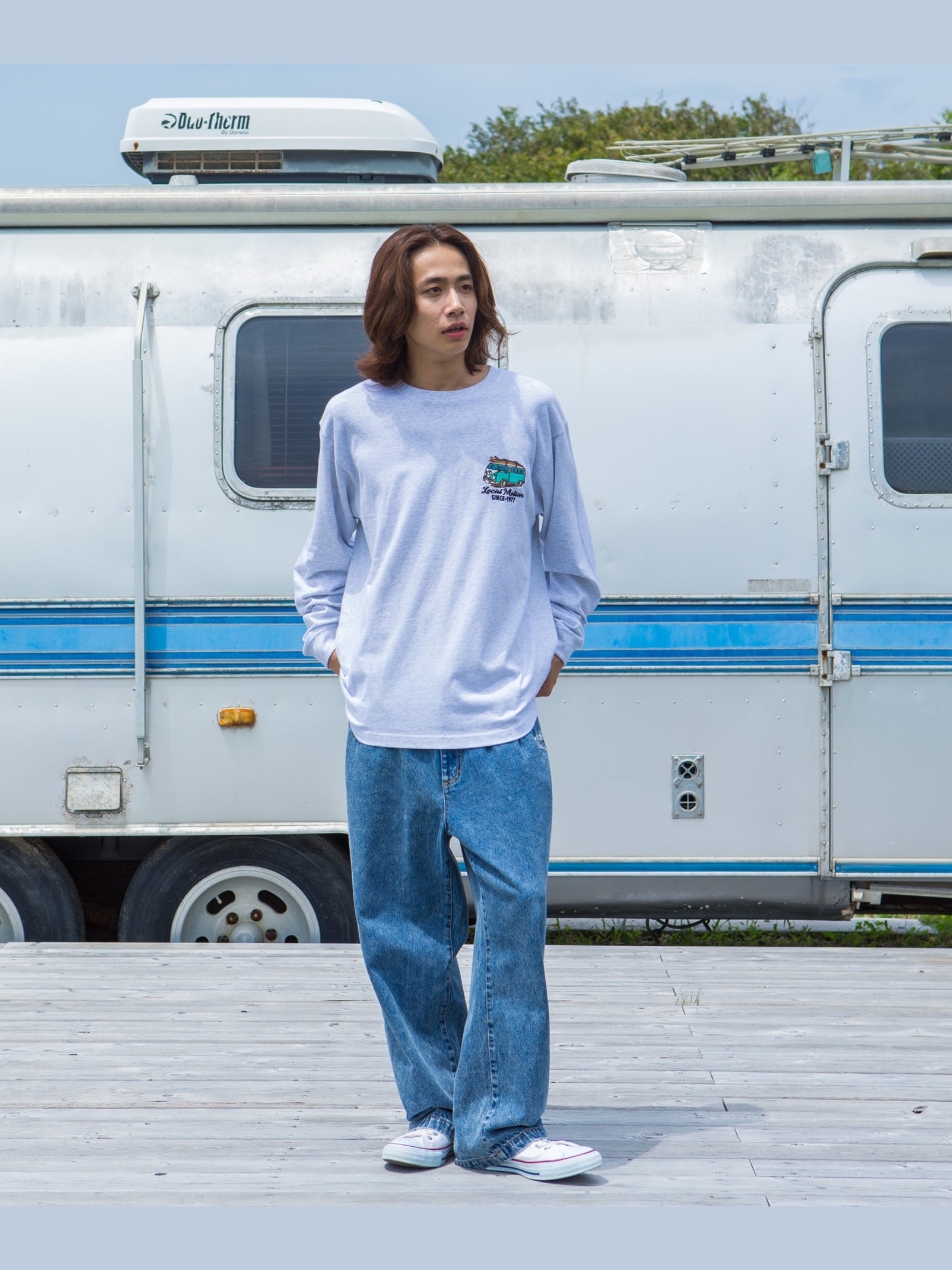 バスサガラ刺繍ロングTシャツ - SIL