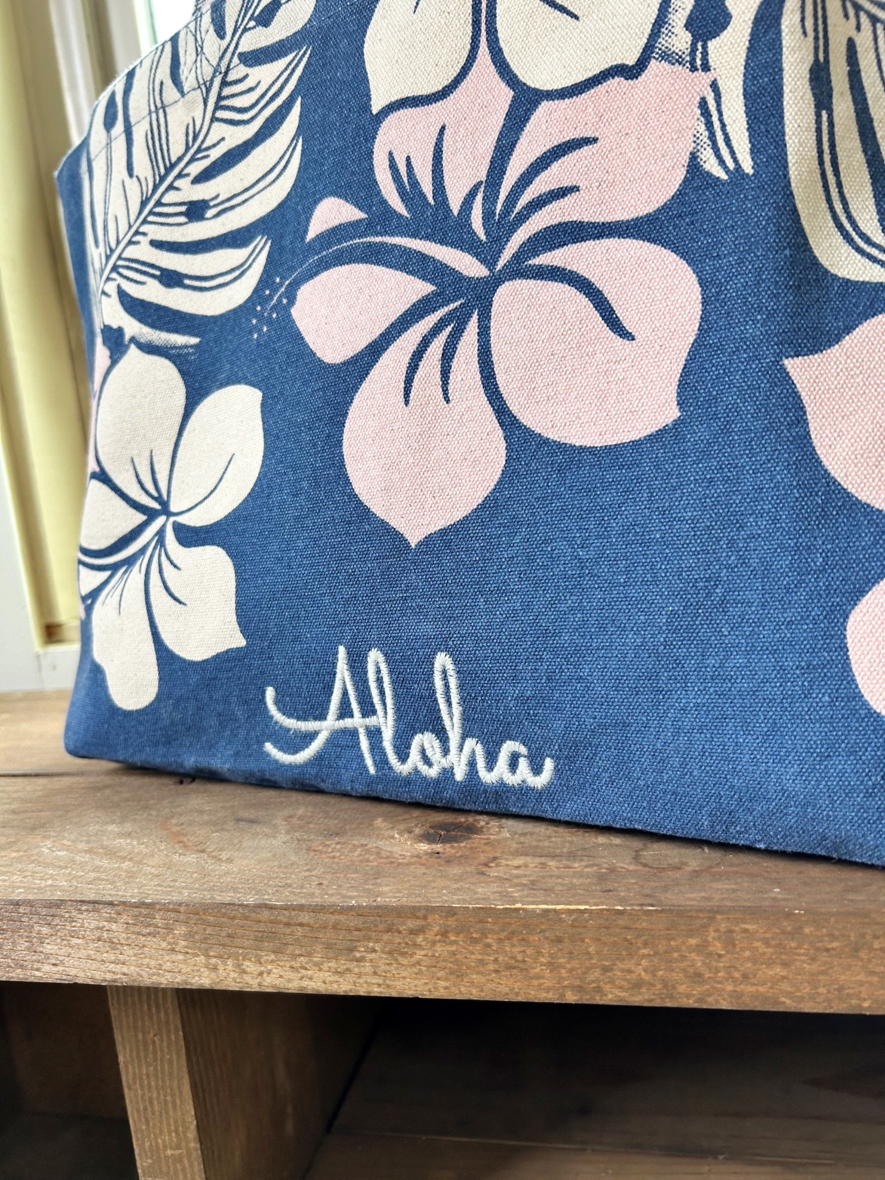刺繍ALOHA トート - NVY – ローカルモーション公式オンラインストア