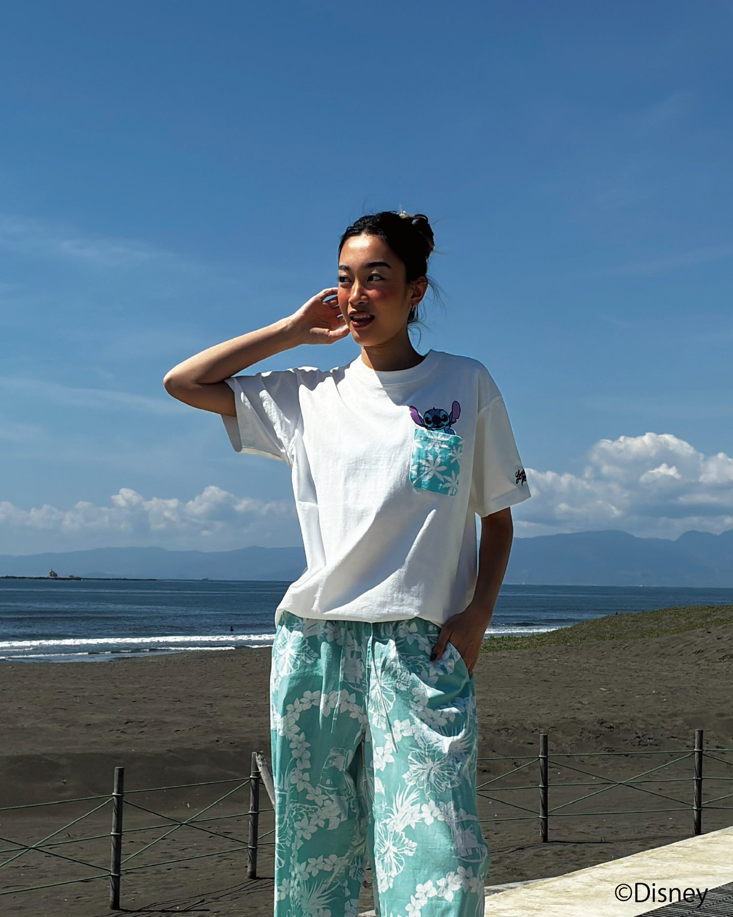 スティッチ刺繍ポケットTシャツ