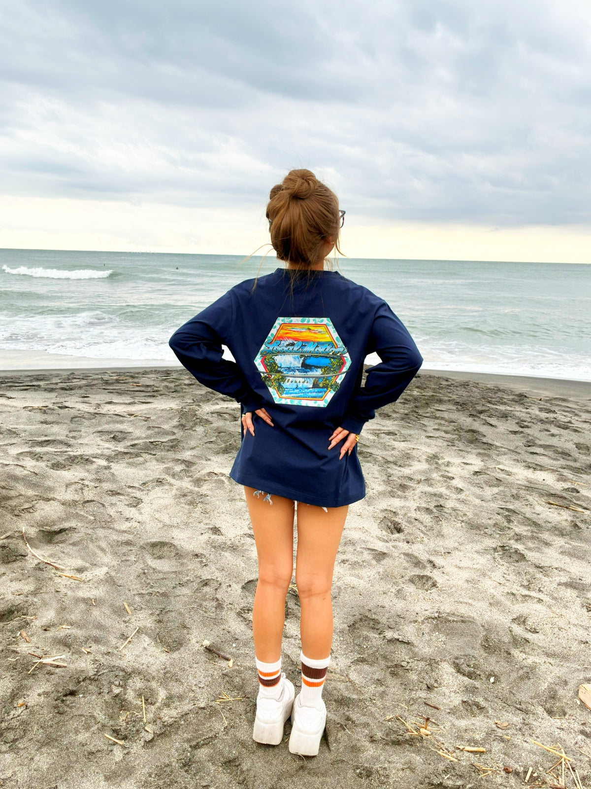 ヘクサゴン長袖Tシャツ -  NVY