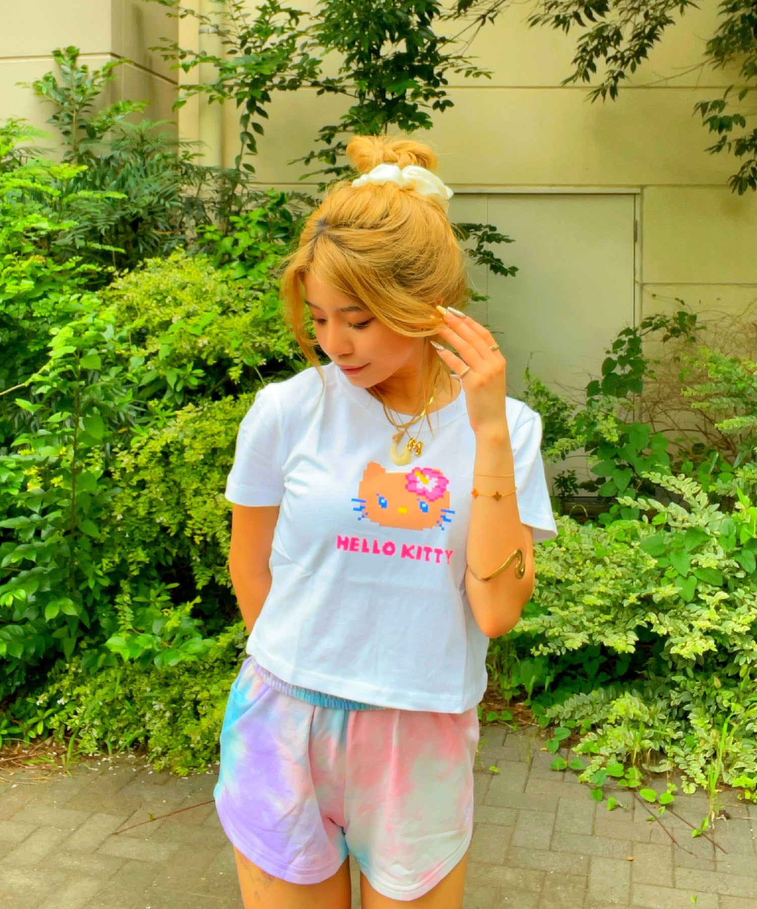 KITTY クロップドTシャツ 日焼けドット-フェイス - WH – ローカル