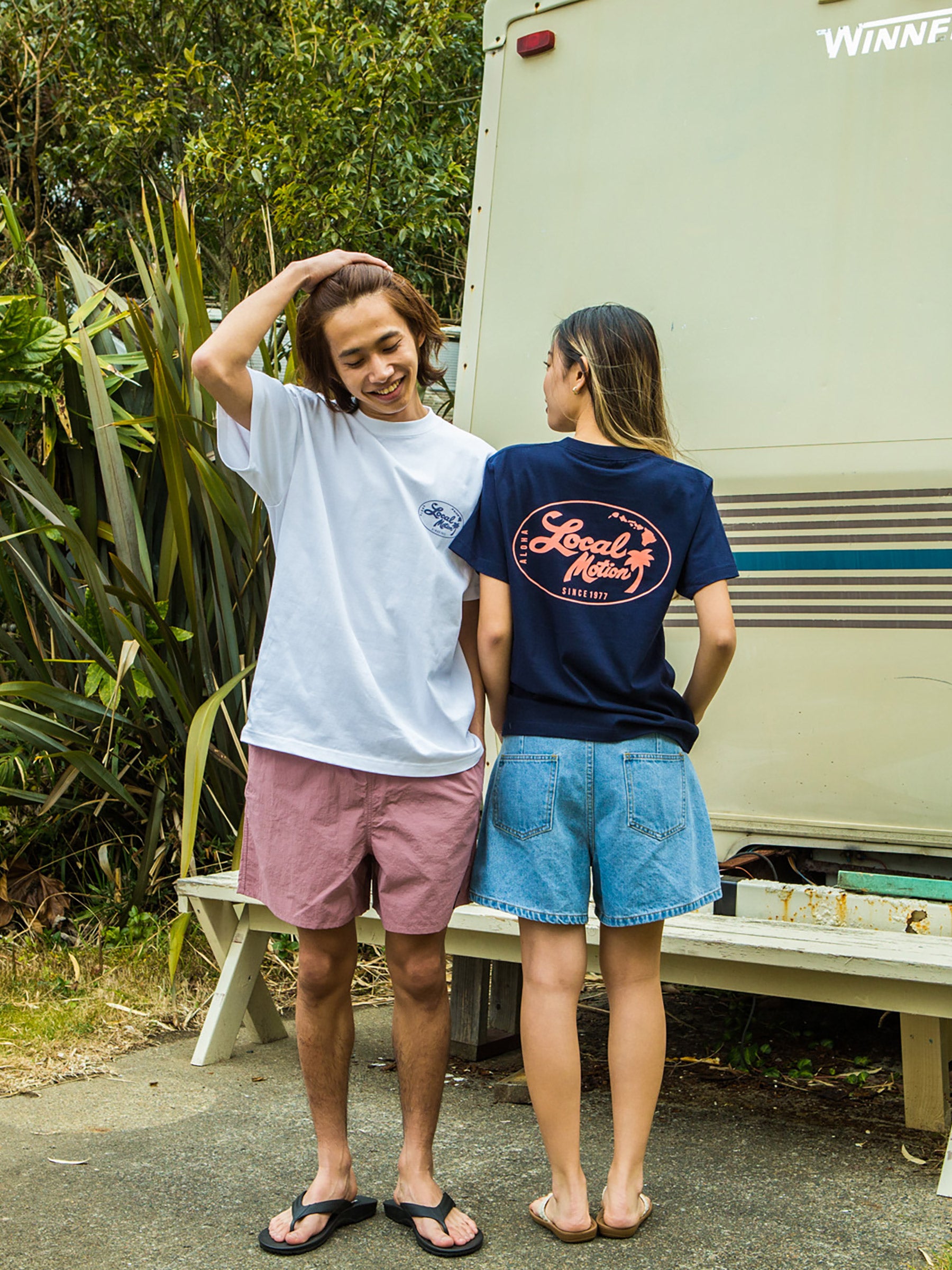 ニューオーバルTシャツ – ローカルモーション公式オンラインストア