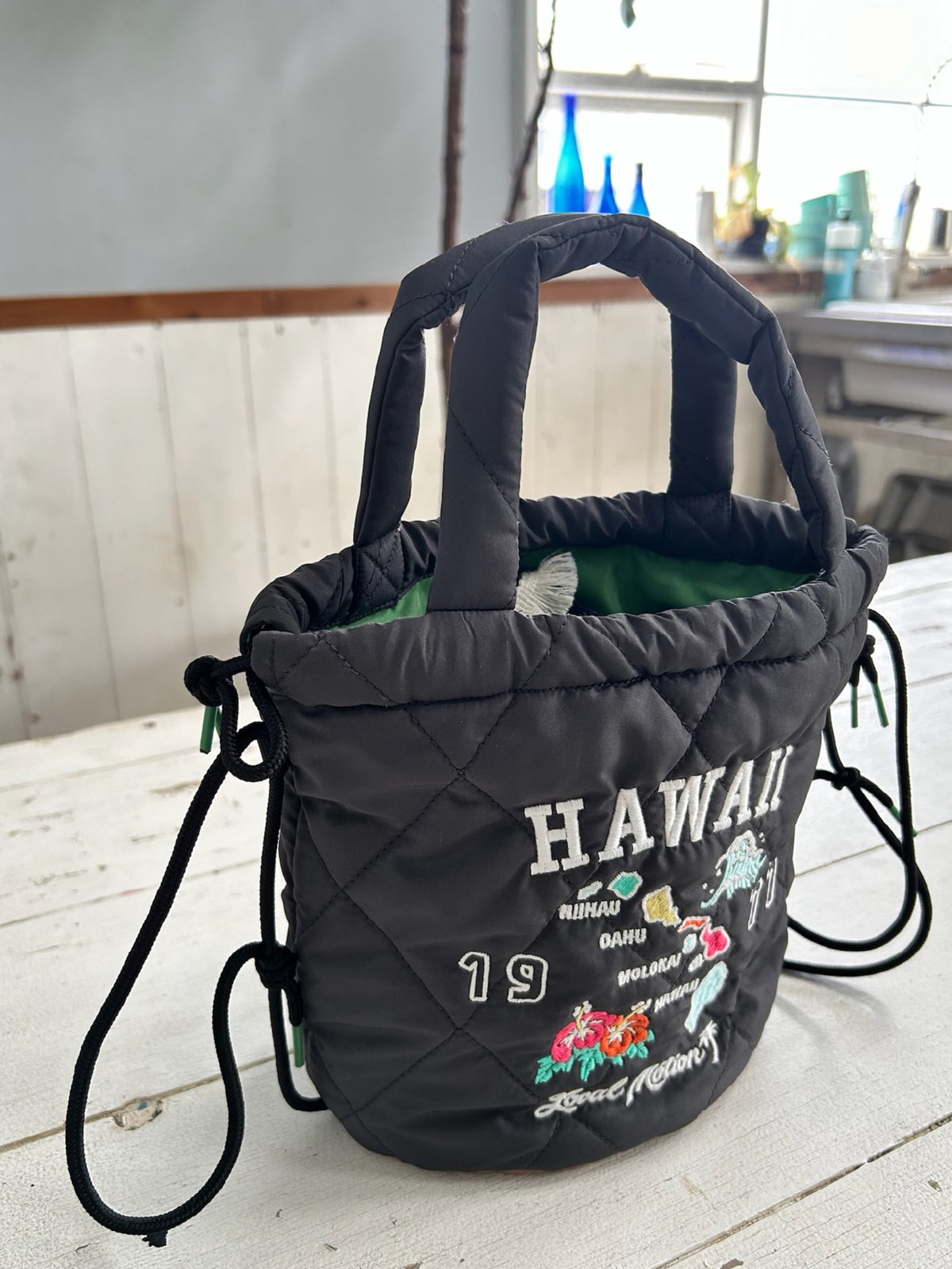 刺繍巾着バッグ -  BLK