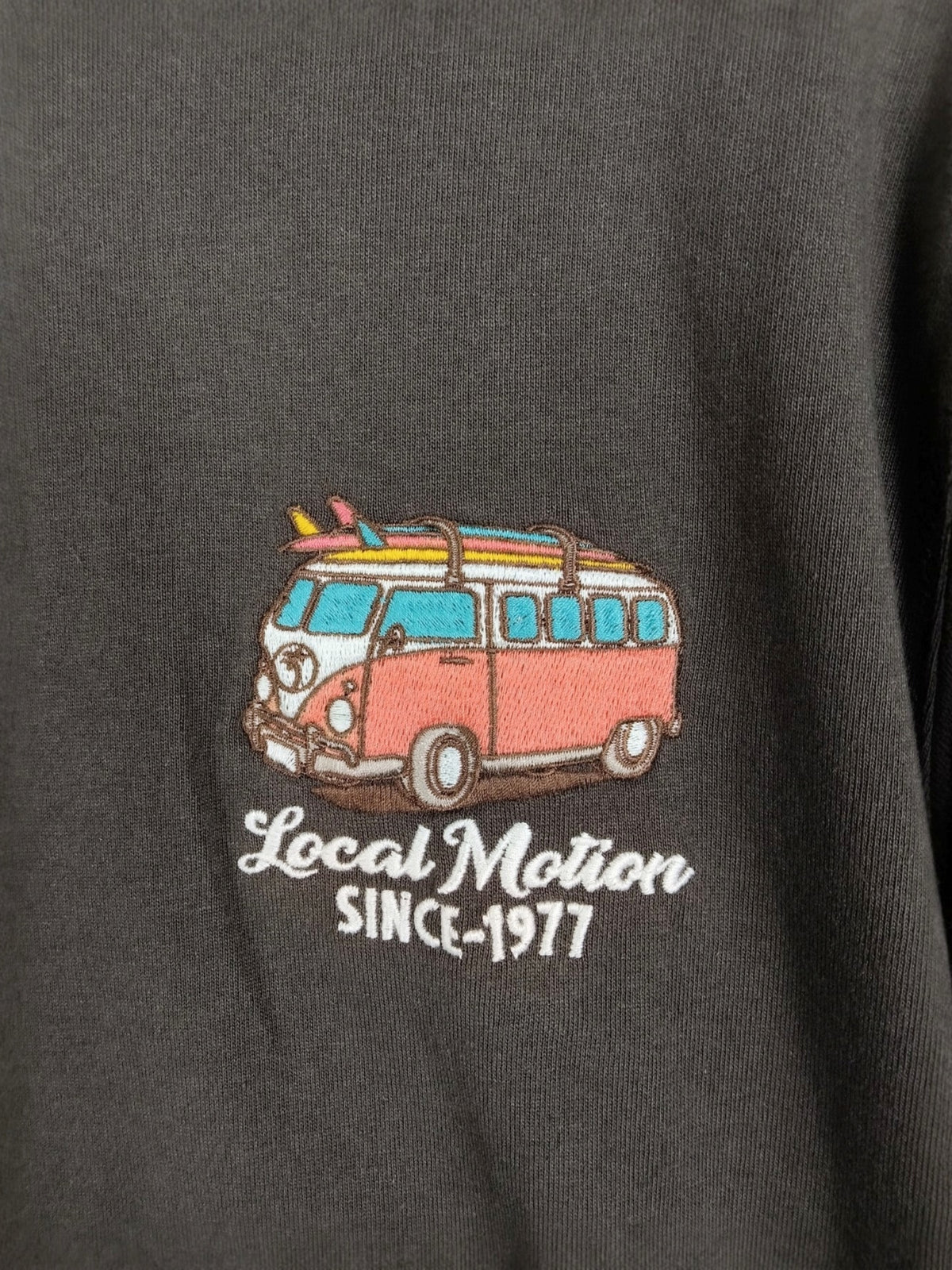 バスサガラ刺繍ロングTシャツ - CHA