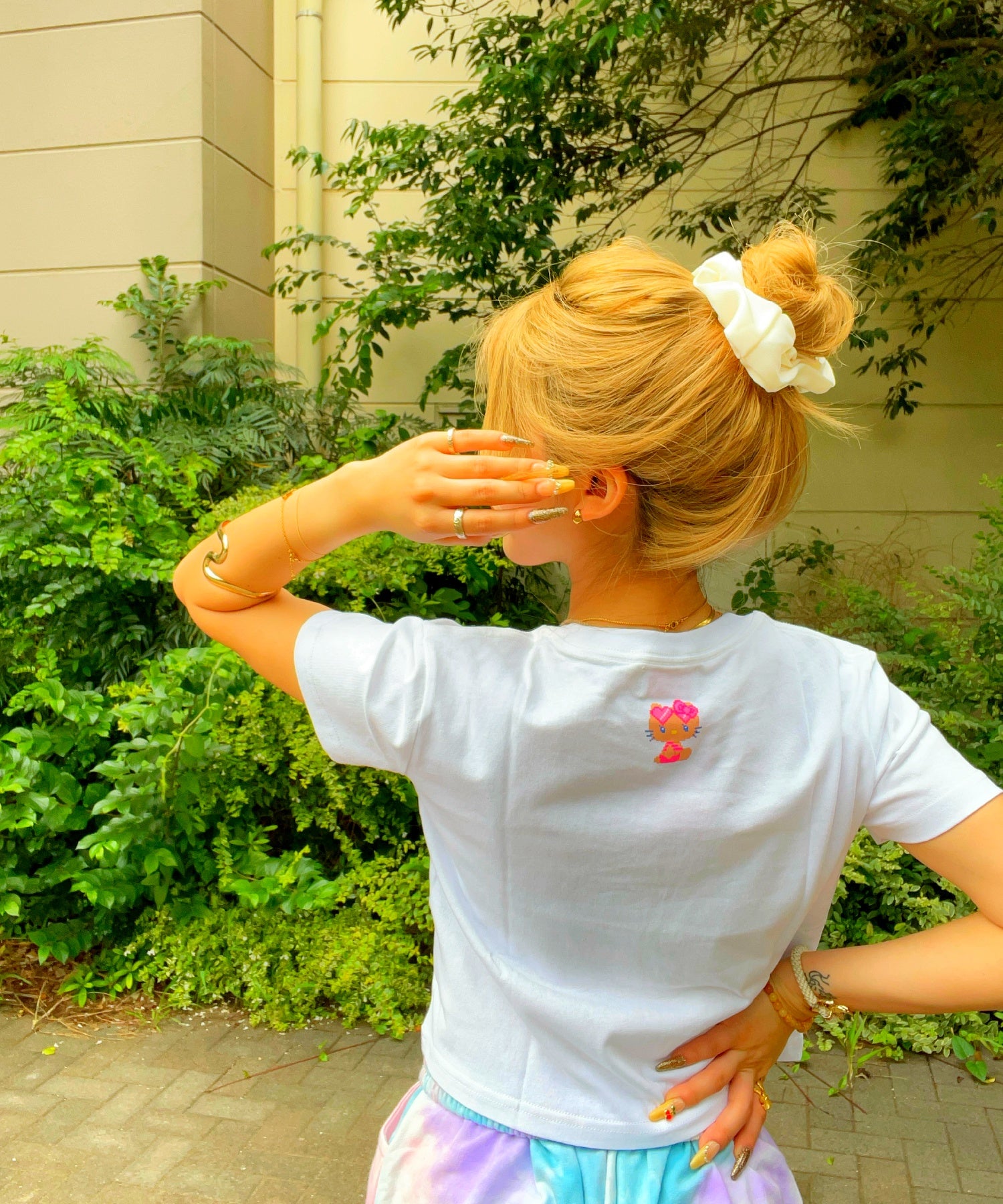 KITTY クロップドTシャツ 日焼けドット-フェイス - WH