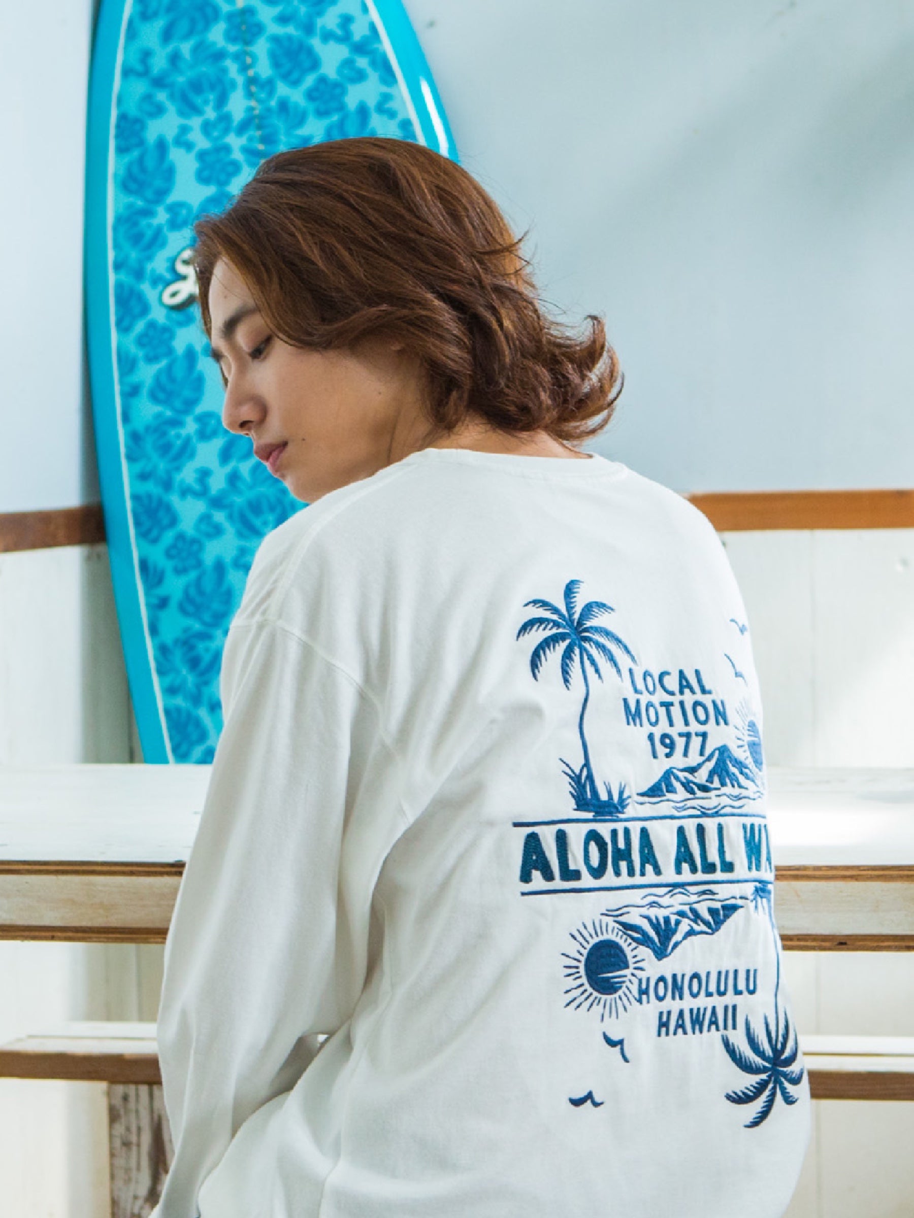 チェーン刺繍ロングTシャツ - VWHT