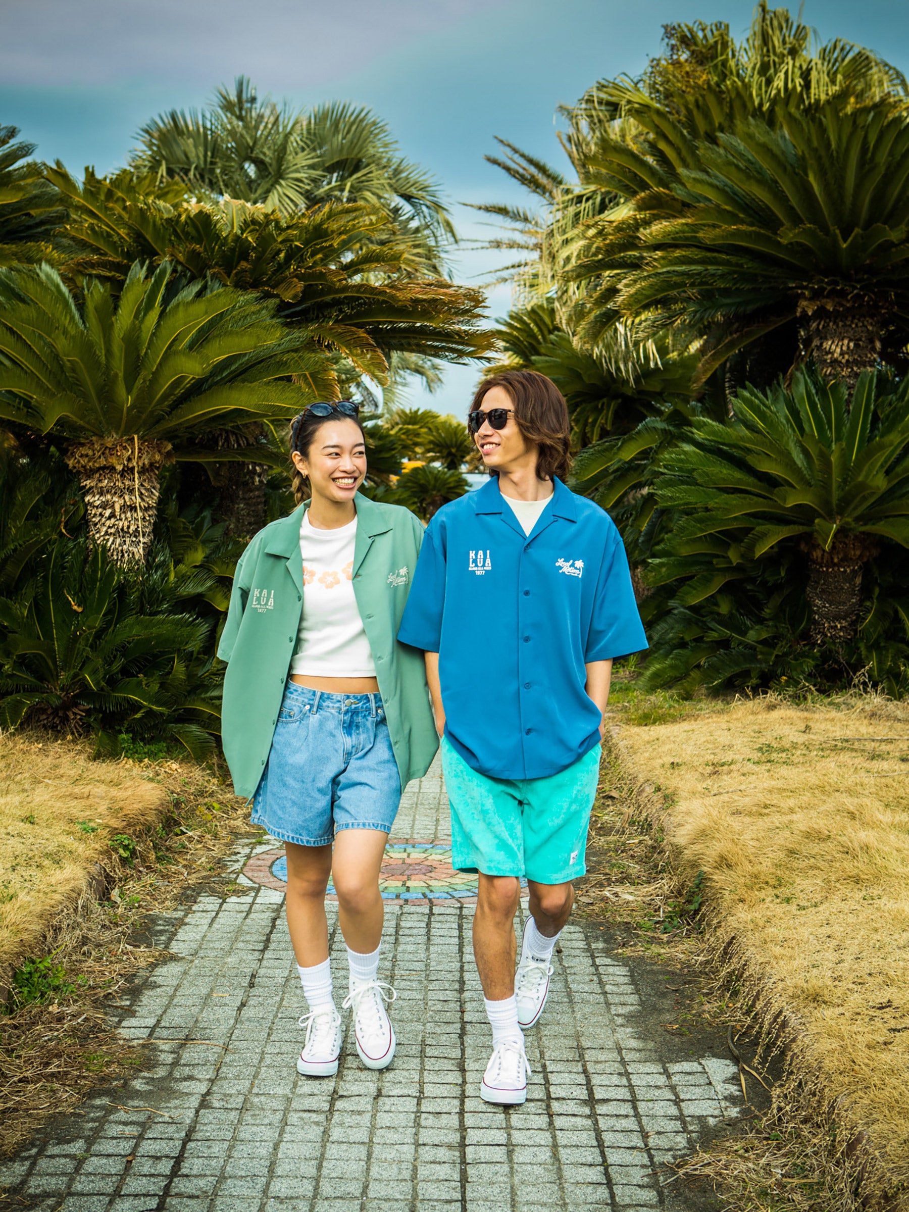 シルキータッチ刺繍シャツ - KHA