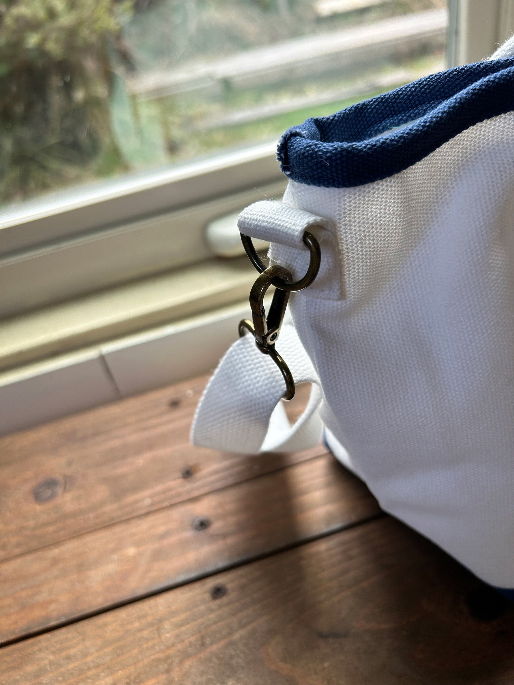 ショルダートート - WHT