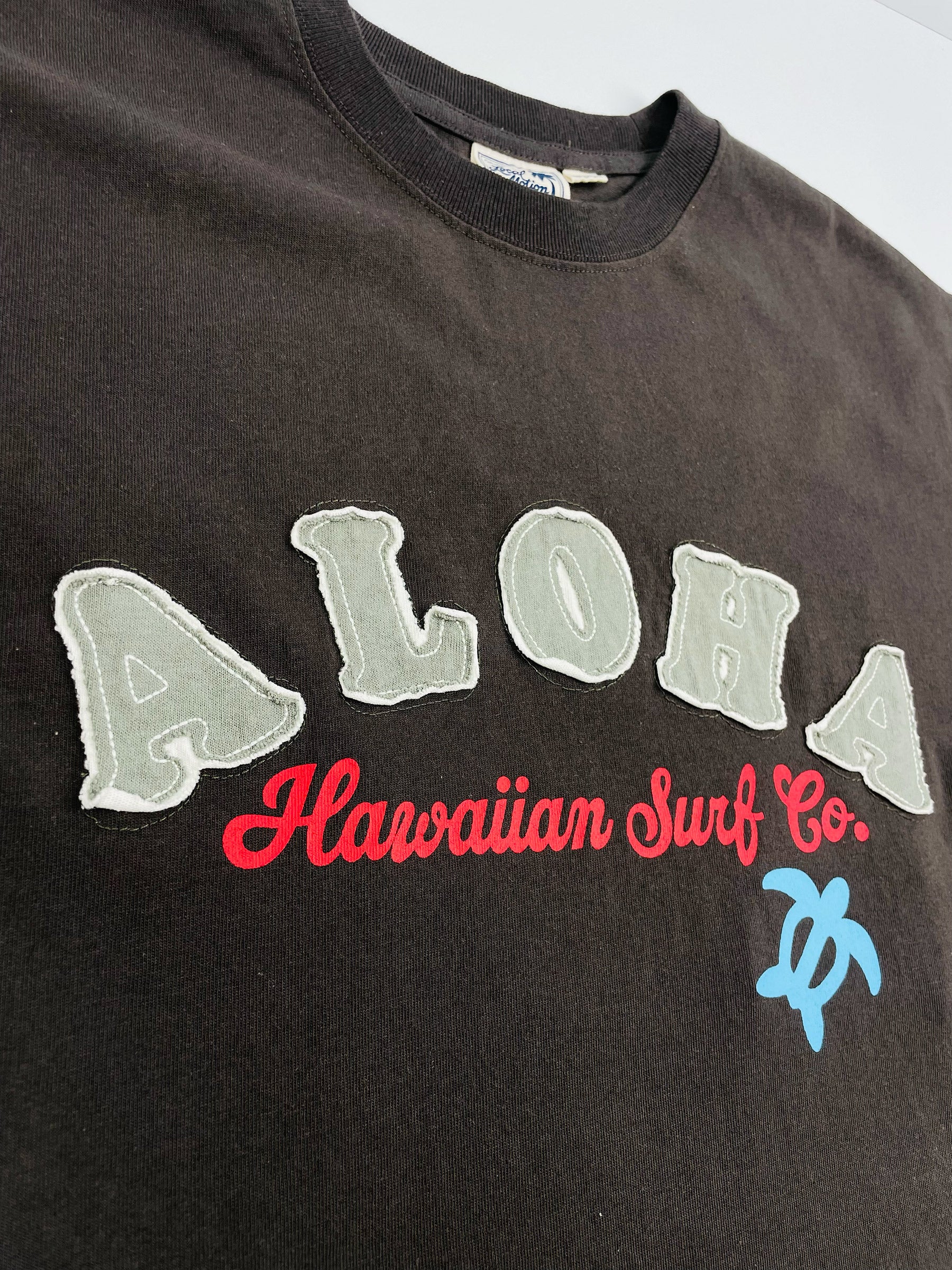 ホヌ 切り貼りTシャツ