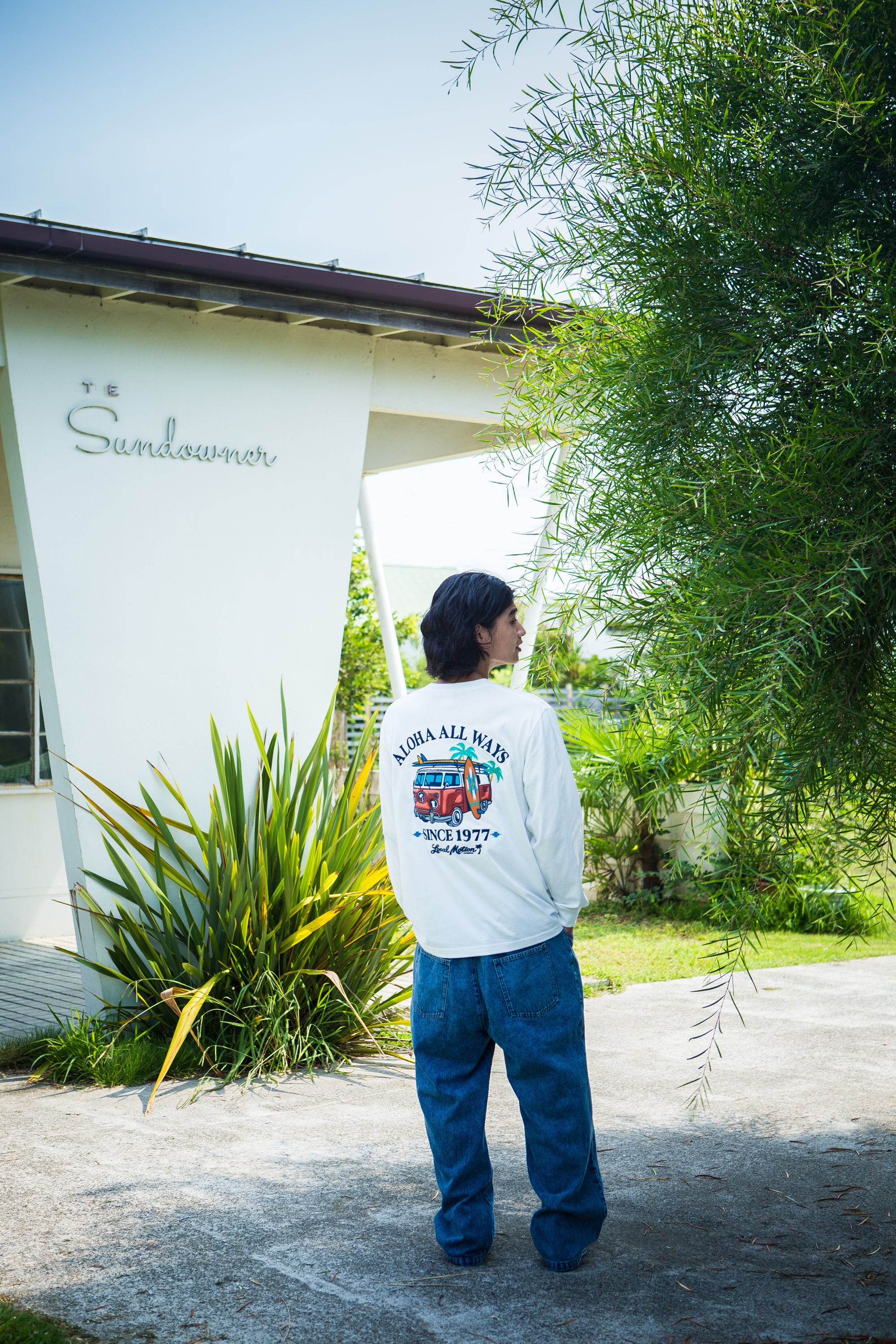 STITCH BUS LS TEE