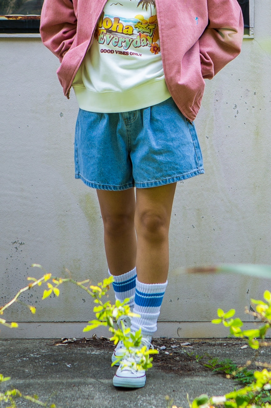 FLARE DENIM SHORTS