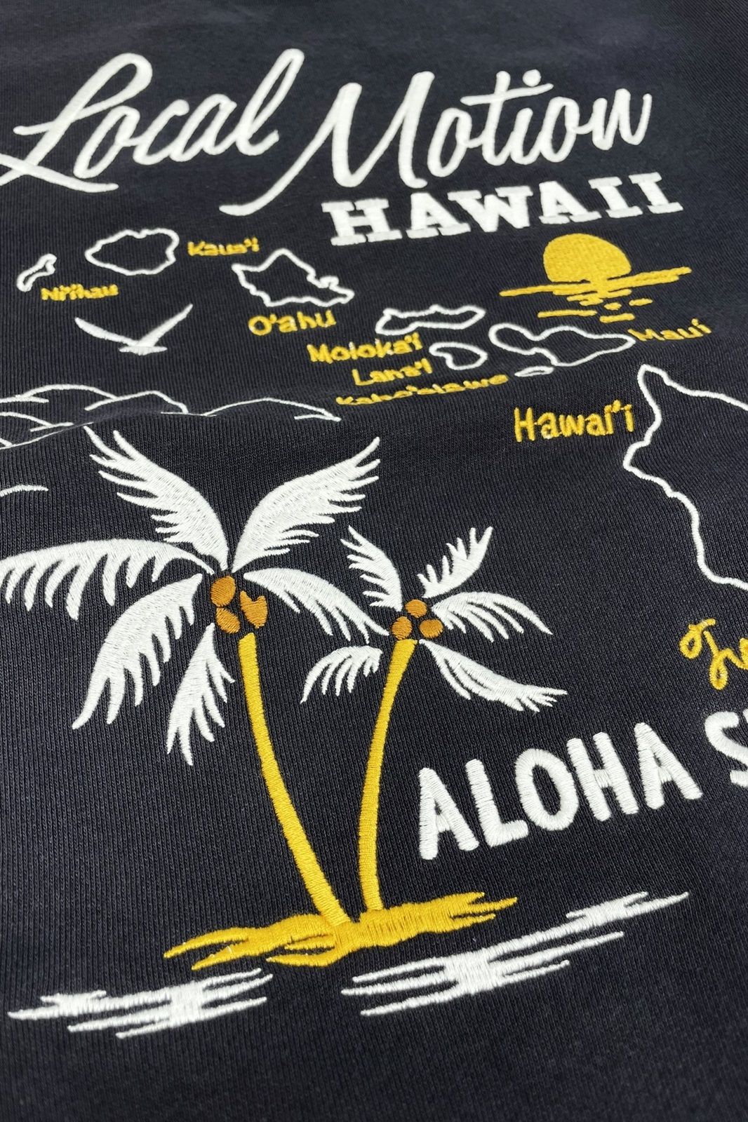 ISLAND CHAIN ALL STITCH SWEAT