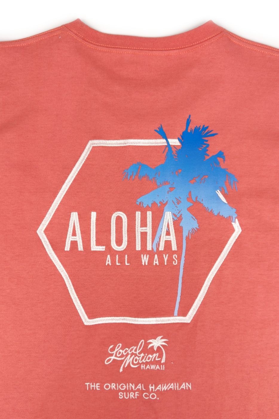 STITCH AND RUBBER PRINT TEE